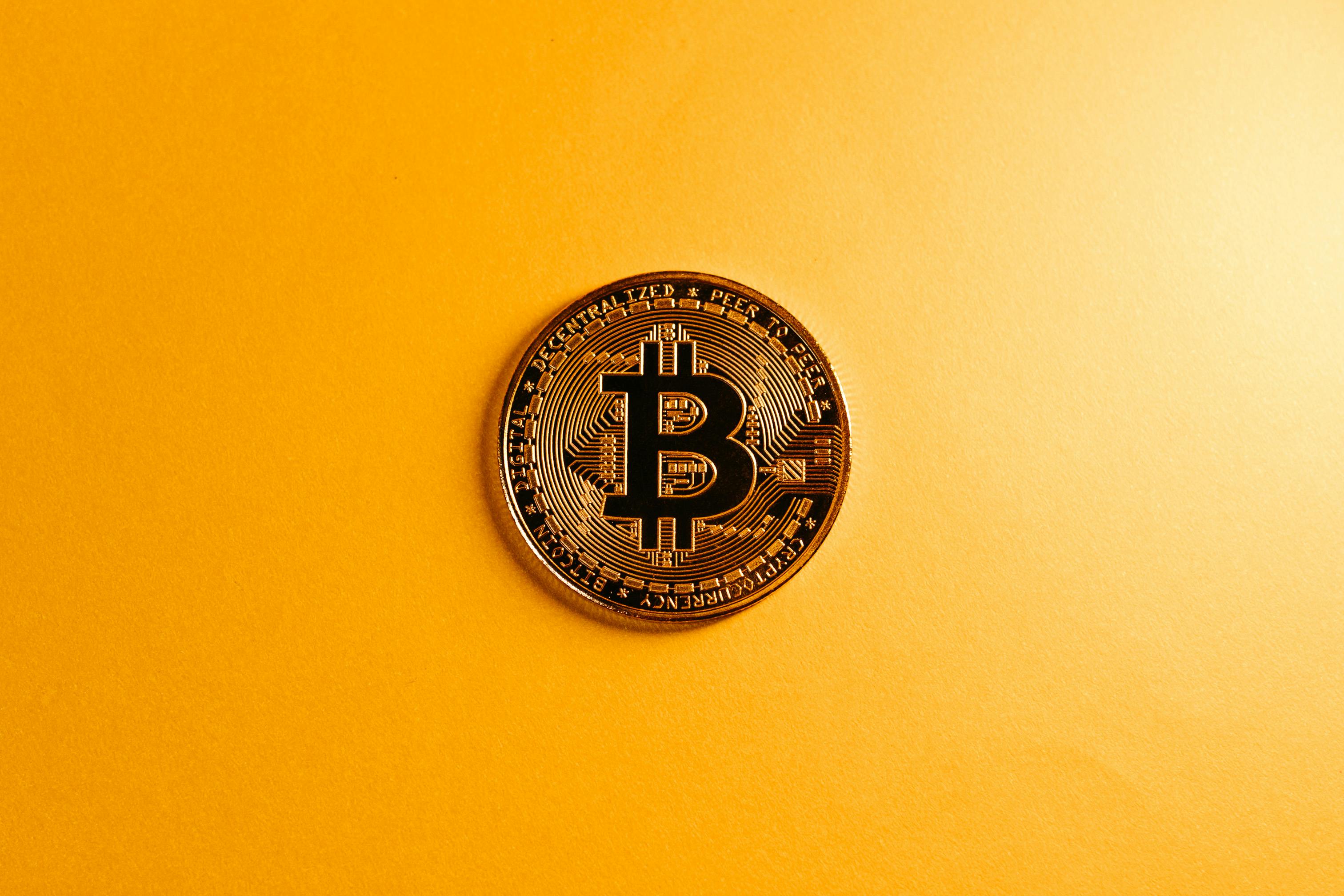 btc币(比特币是哪一年发行的)